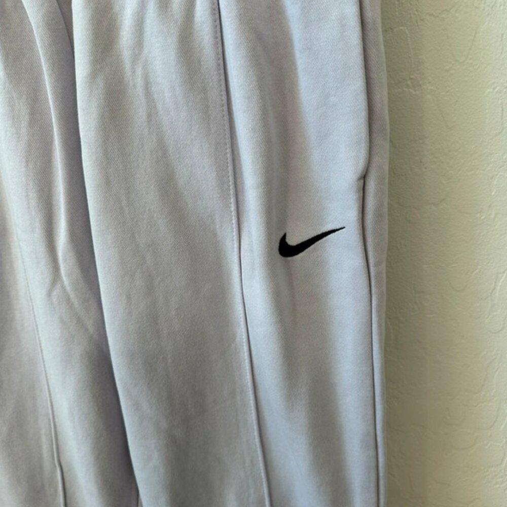 Pants - Picture 2 of 4